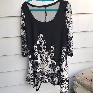 White Mark Black & White Blouse Size 1XL